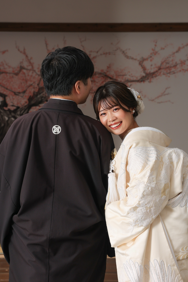 新婦様振り返って