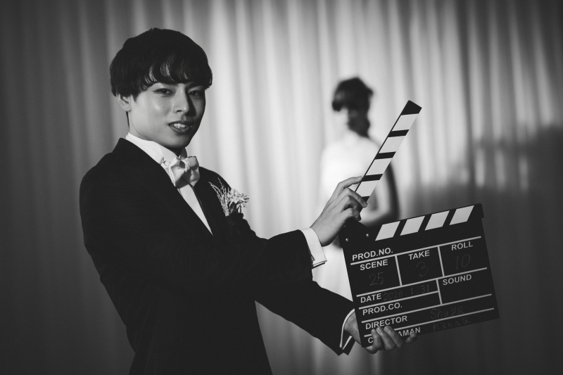 人の位置だけ変えて