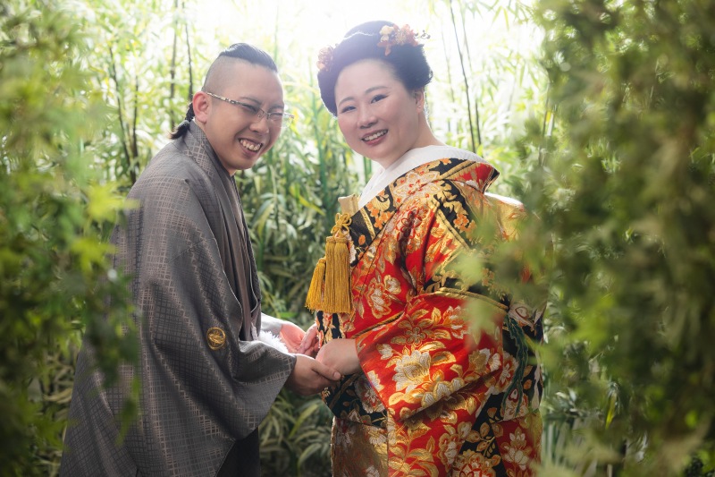 まずはスタジオで