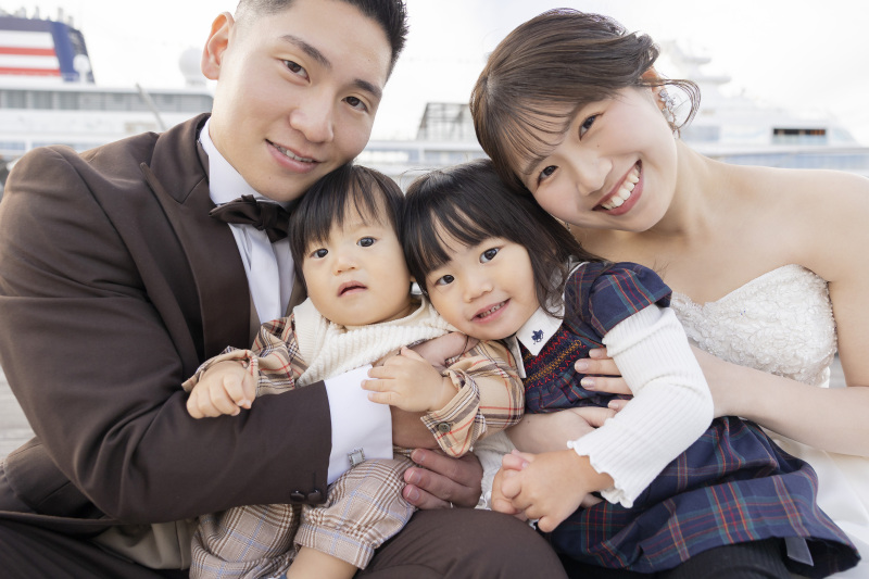 和装はお二人で、洋装はかわいいご家族様と♪