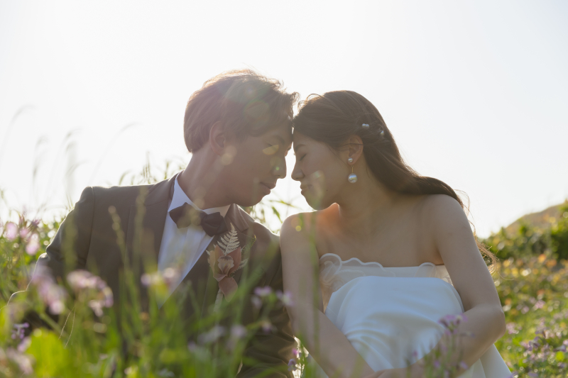 おでことおでこ