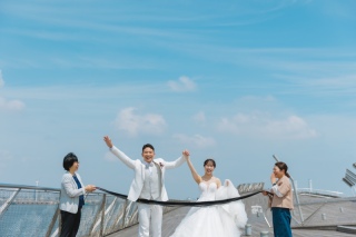 おふたりならではの小物を使って