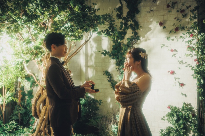 森のようなセットで叶える、特別なシーン