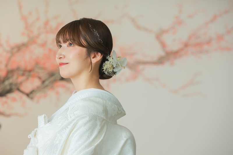 横顔に映える美しい和装ヘア