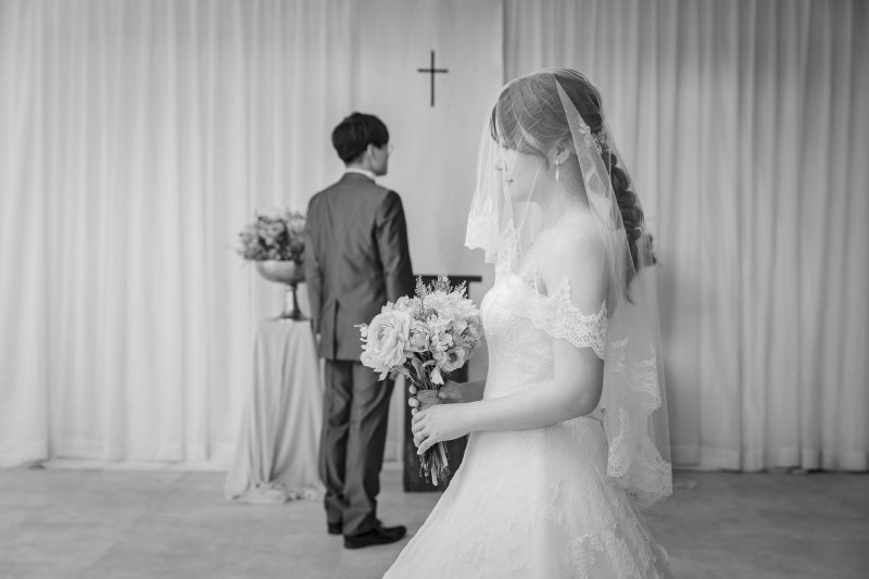 ベールを被ったご新婦様のお写真も