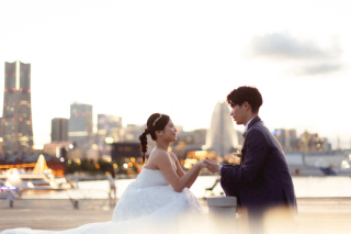 綺麗な夕景の下で