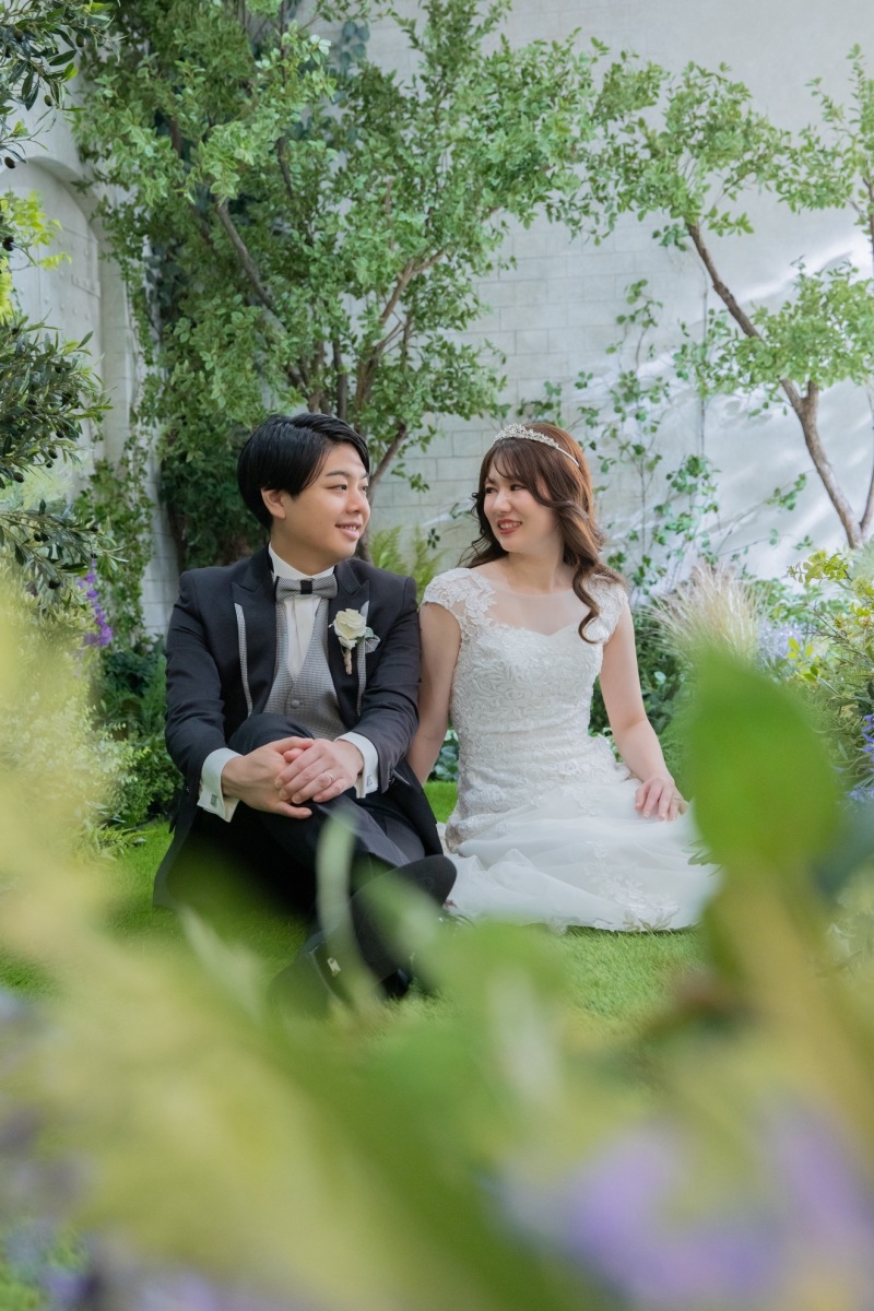 自然あふれる背景も