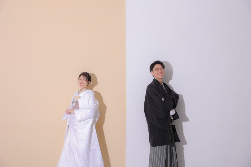 ベージュ×ホワイト