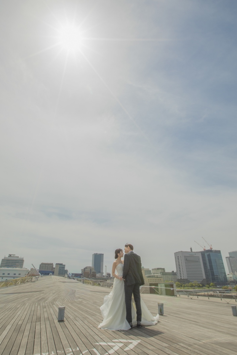 大きな太陽の下で...