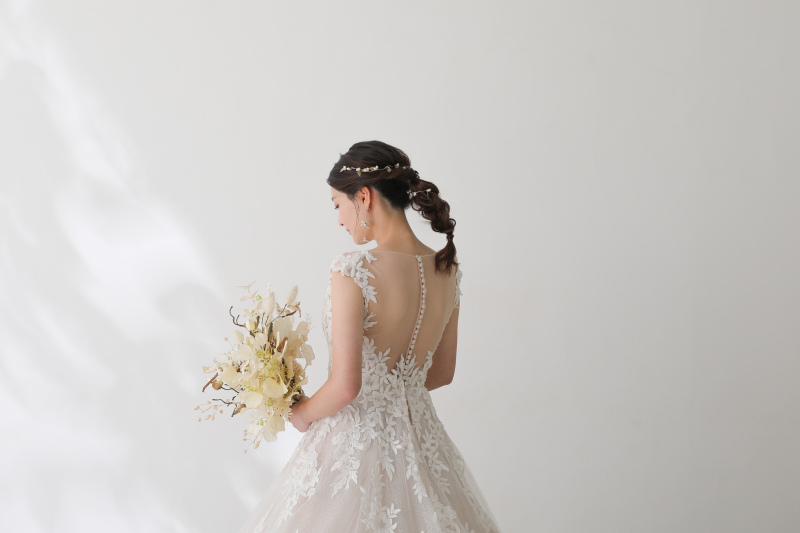 新婦様　後ろ姿