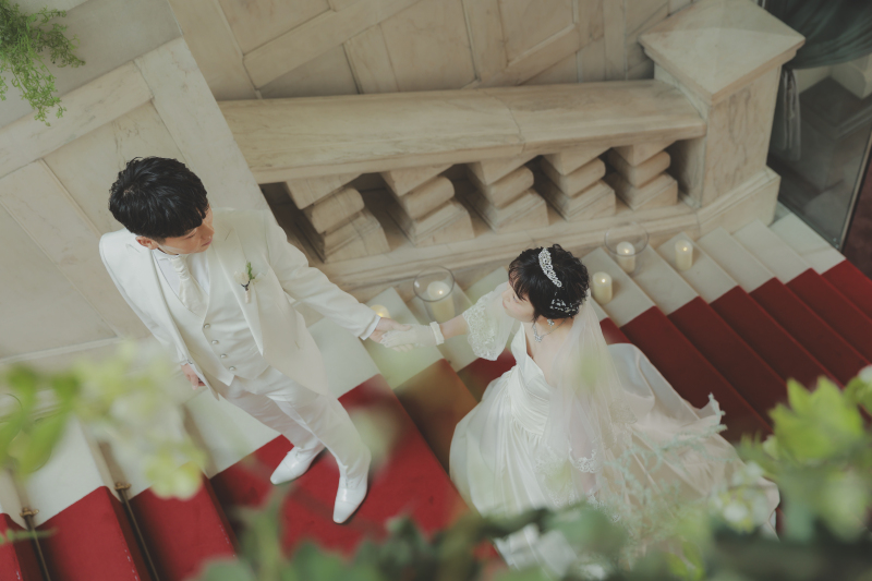 レッドカーペットの階段