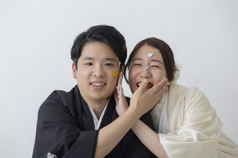 お顔に付け合って