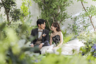 ハウススタジオの華やかな背景で♪