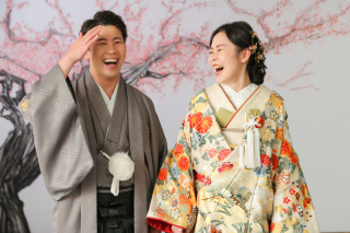 どの背景でもお二人らしさを