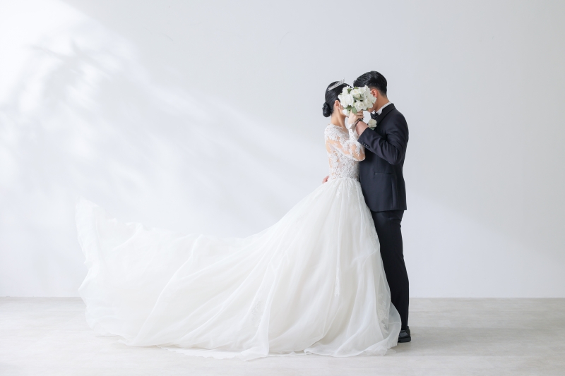 ドレスをふわっと