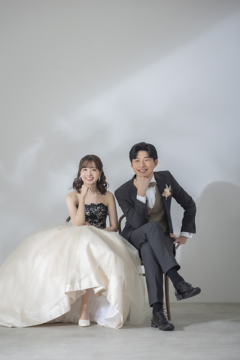 椅子に座ったお写真も