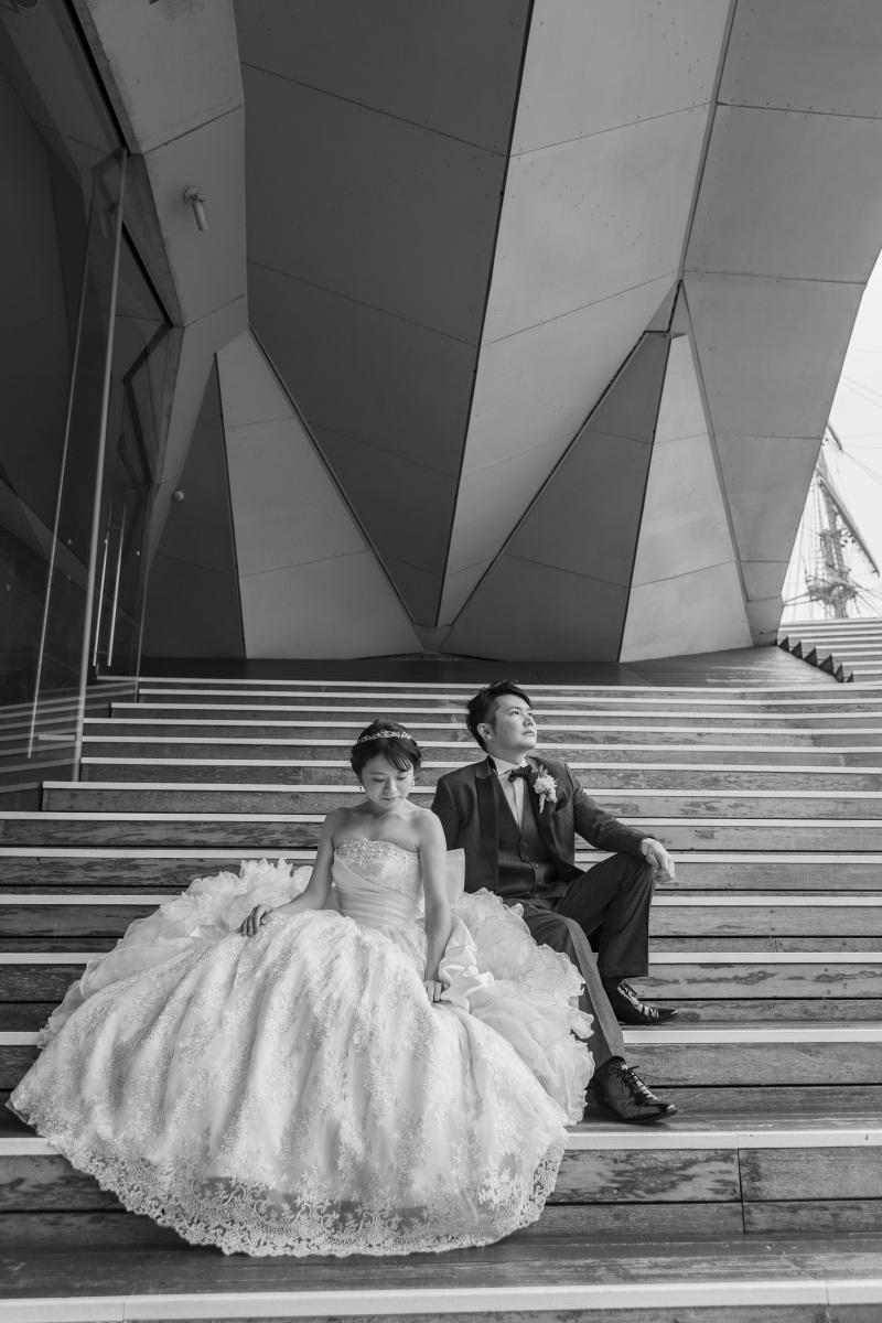 少し雨宿りをしながら