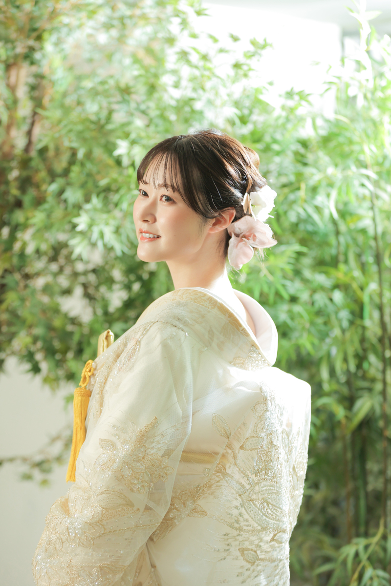 おしゃれなレース刺繍の打掛でスタジオ撮影♡ photo　by　谷澤明美