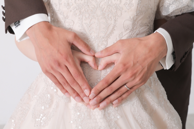 指輪がキラッと光るハートカット