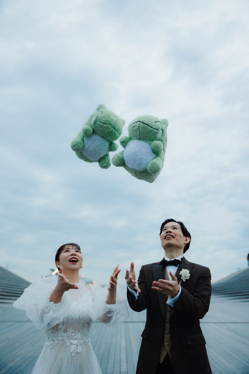 空高く舞う！二人らしさ全開のトスショット