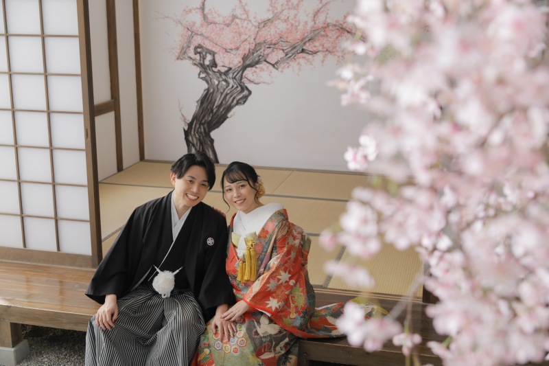 縁側に腰掛けて