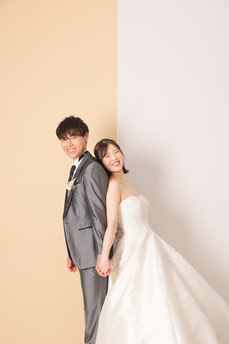 シンプルな背景も