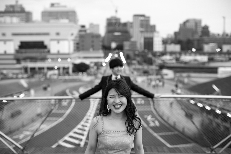 ロケ地に捉われず、二人らしさを映す