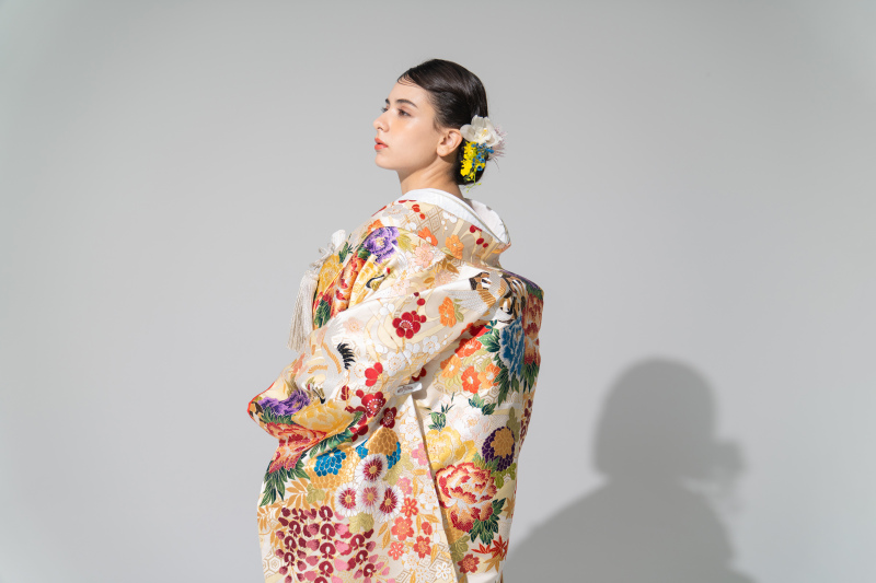 STUDIO AQUA 横浜みなとみらい店（スタジオAQUA）_色打掛・着物が豊富