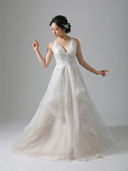 STUDIO AQUA 横浜みなとみらい店（スタジオAQUA）_ウエディングドレスが豊富