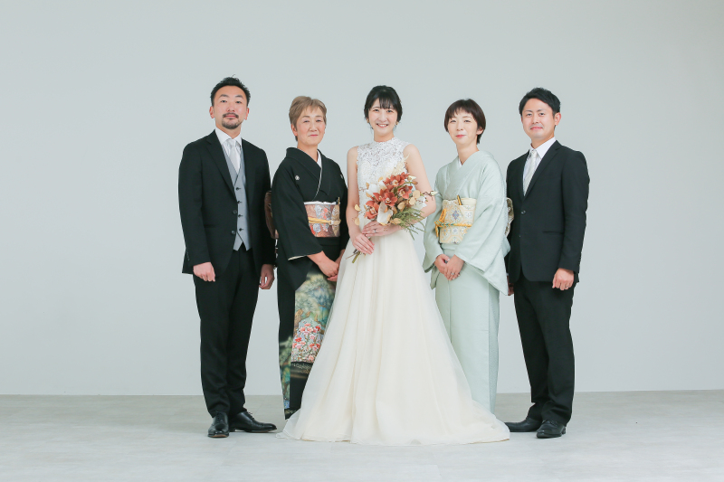 カッチリ王道の集合写真もしっかりと!