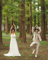 カメラを向けられると緊張しますよね！でもやっぱりお互いの顔を見るといつもの笑顔が出てくるもの◎その時のお互いを想う気持ちまで写真に残したいなぁと思いながらパシャり♩