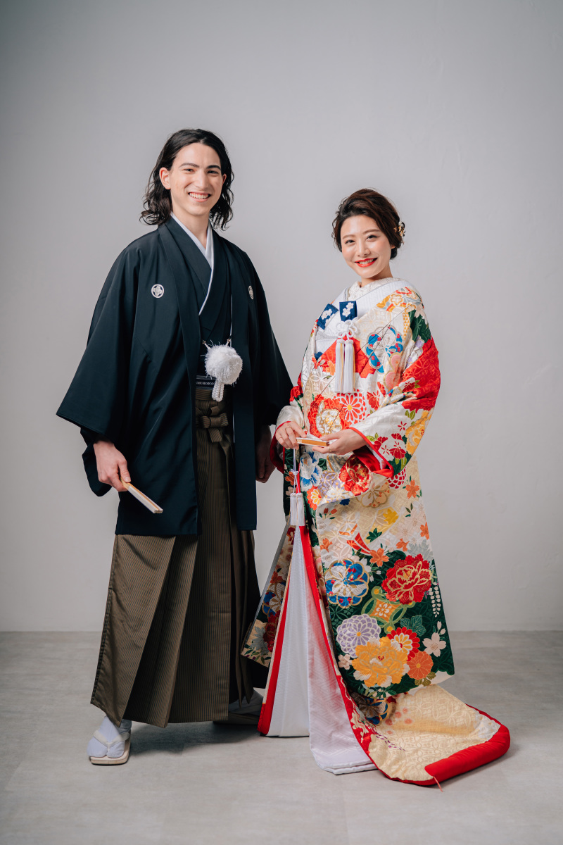 【シンプルに婚礼写真を残す】和装スタジオ◇基本台紙+1カットデータ◇美肌ライブレタッチ付