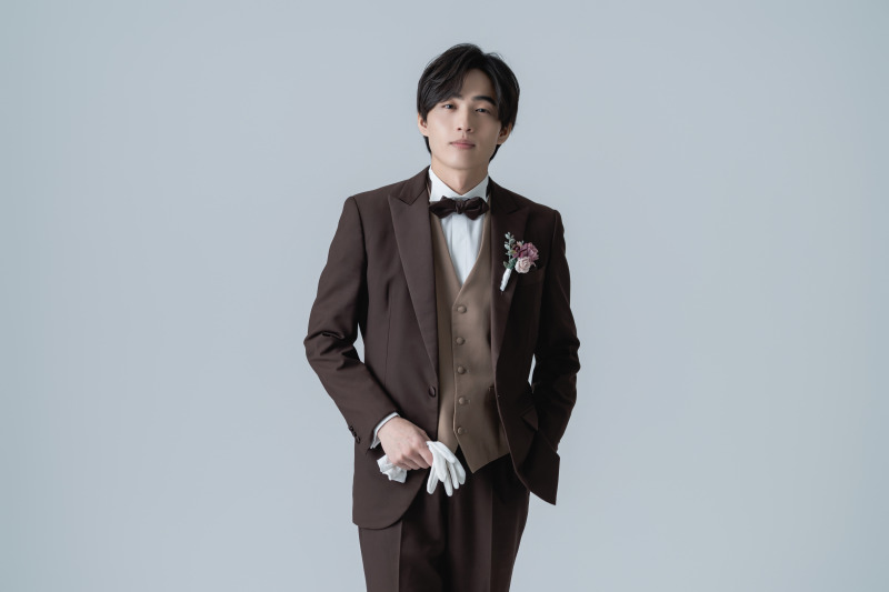 【シンプルに婚礼写真を残す】洋装スタジオ◇基本台紙+1カットデータ◇美肌ライブレタッチ付