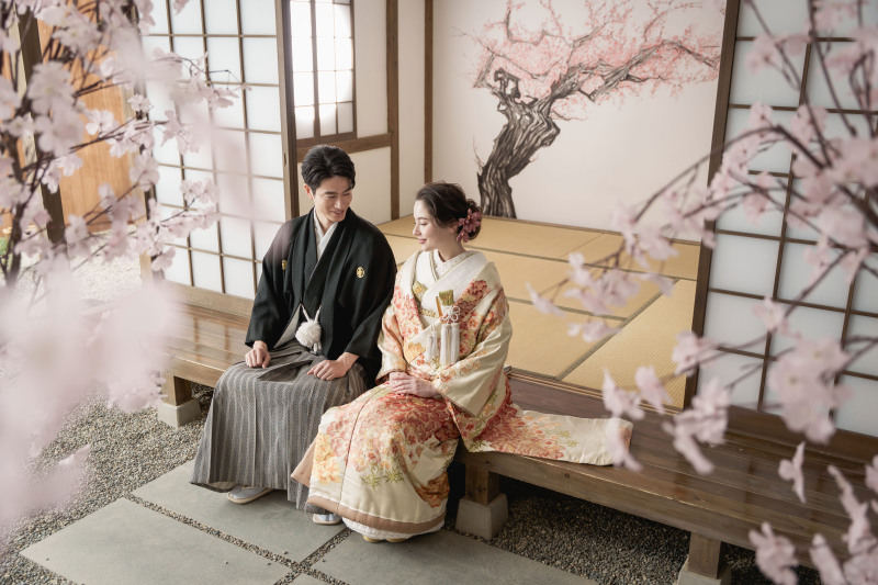 【7月末まで*夏割限定プラン】和装+洋装選べるスタジオ *6月撮影ならさらに22000円OFF!* 全データに美肌・体型補正付き