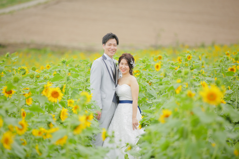 お花畑でロケーション 撮影日 21年9月19日 花ひろば Studio 8 Decollte Company 愛知 県でフォトウェディング探すならphotorait お花畑でロケーション 撮影日 21年9月19日 花ひろば Studio 8 Decollte Company 愛知 県でフォトウェディング探すならphotorait