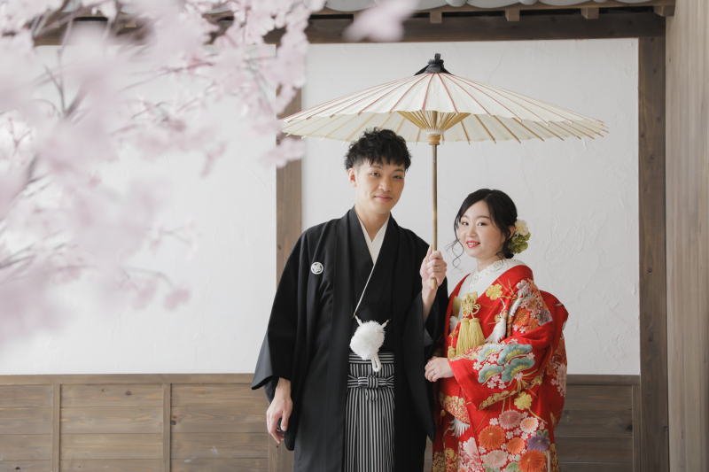 雨の日も屋内庭園でロケーション気分