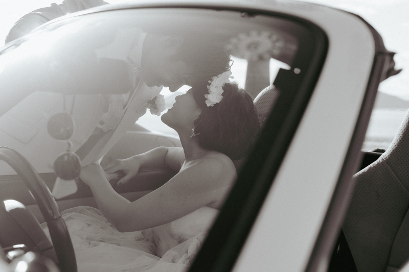 オープンカーでドラマチックに