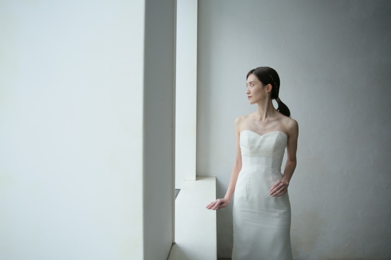 体のラインが美しく見えるマーメイドドレス