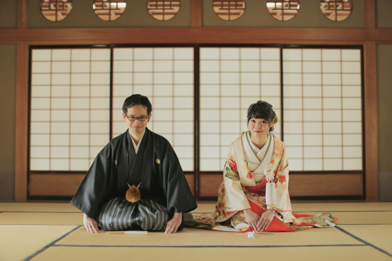 きちんと正座で