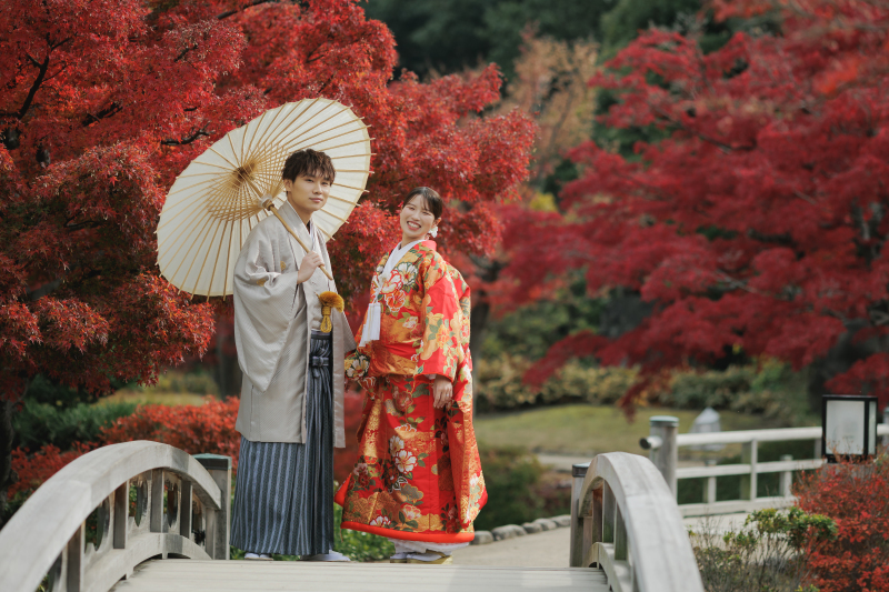 燃えるような真っ赤な紅葉