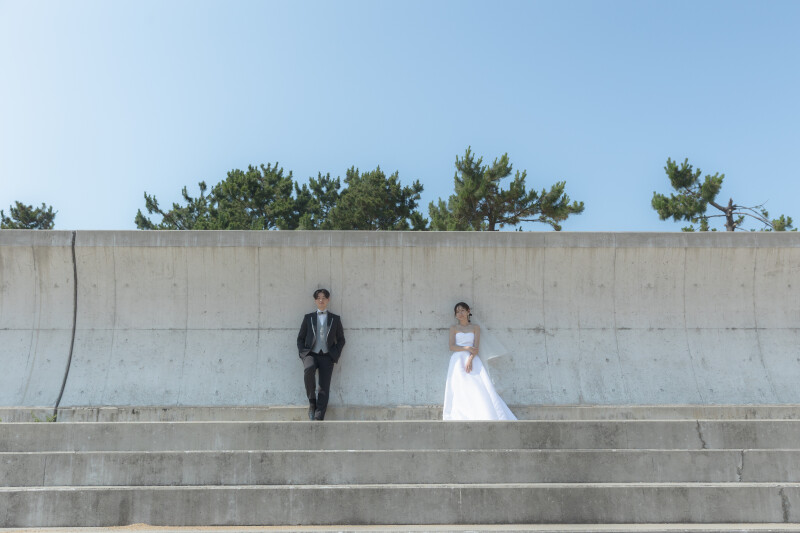 かっこよくポーズ