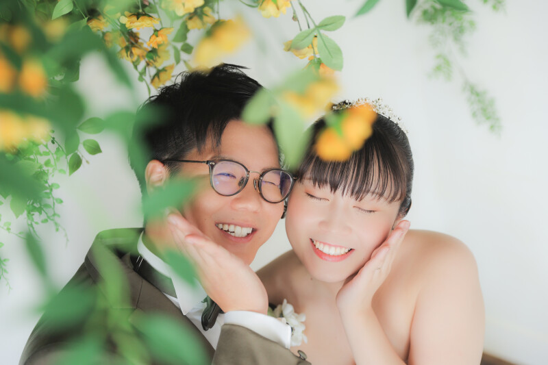 緑に包まれた幸せショット