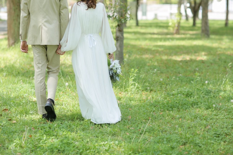 自然の中を歩く