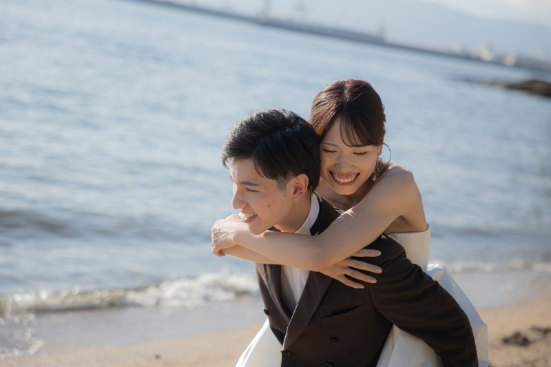 穏やかな波と笑顔