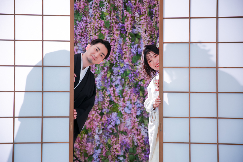 お庭側から覗いてみたり