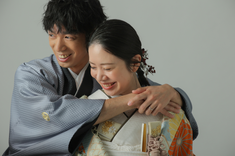 新婦さんにハ〜グ!!
