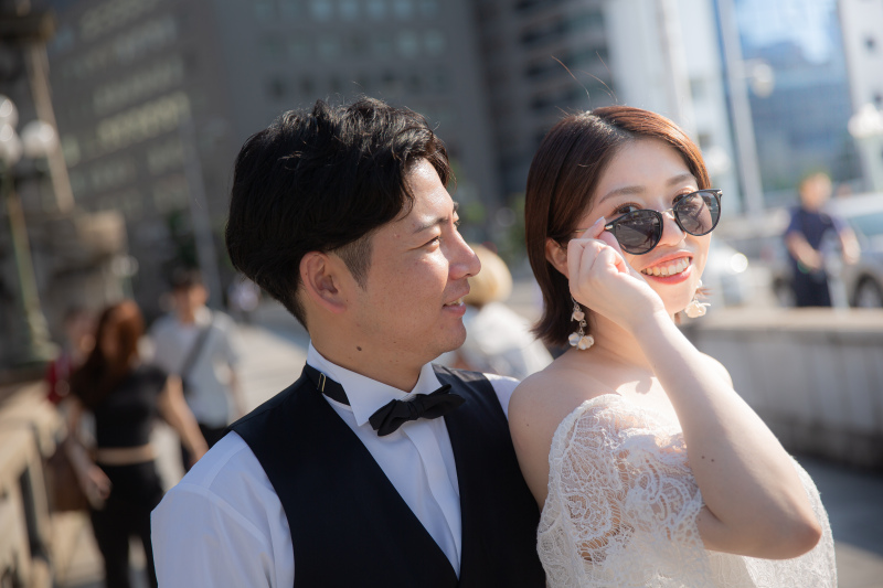 サングラスが引き立てるふたりの個性