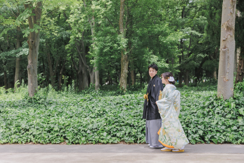 緑の中からスタートです!