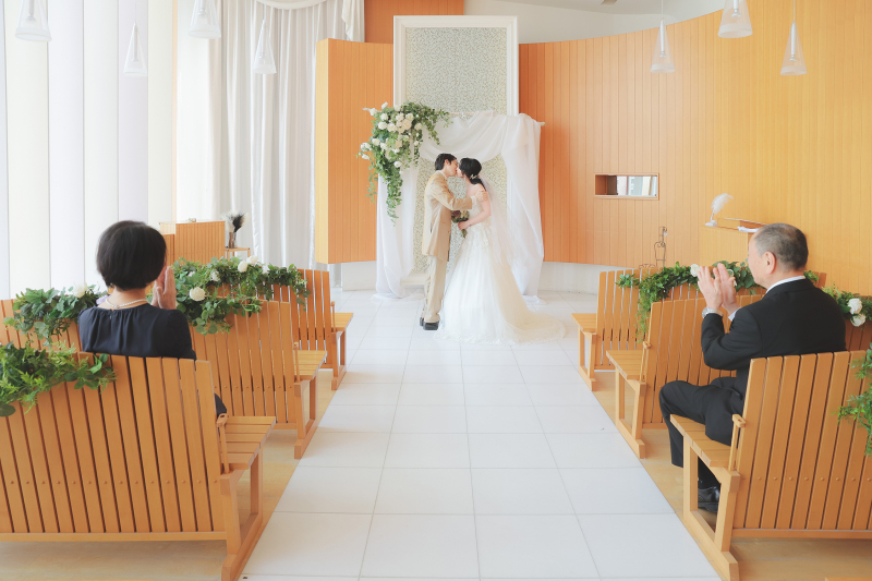 ウェディングキス