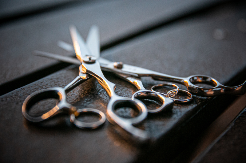 ハサミはふたりの絆の証